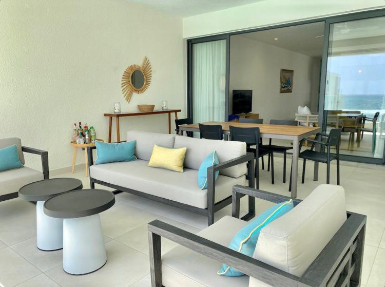 East Coast Beachfront Luxury - Eastern Blue Apartments Poste Lafayette Extérieur photo